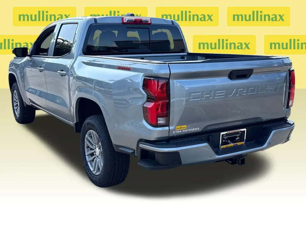 2025 Chevrolet Colorado - $33,300