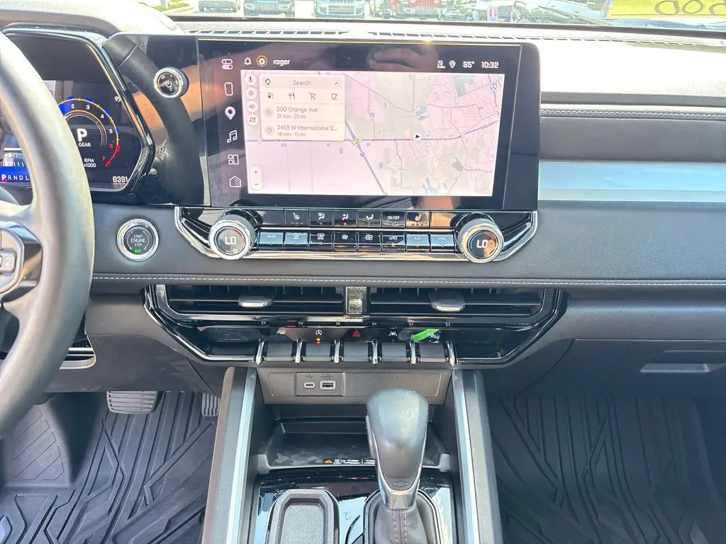 2025 Chevrolet Colorado - $33,300