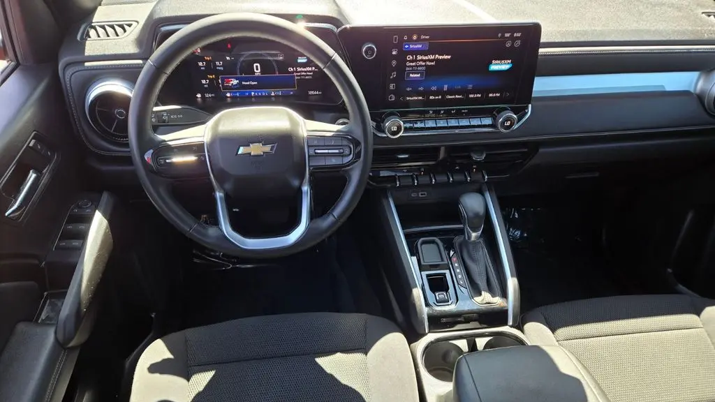 2024 Chevrolet Colorado LT