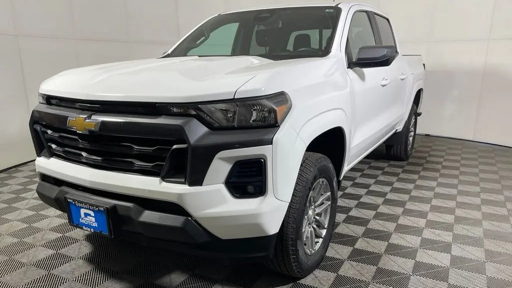 2024 Chevrolet Colorado LT