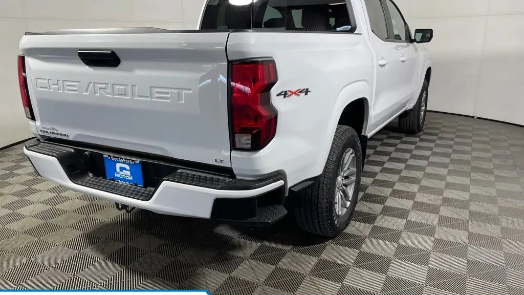 2024 Chevrolet Colorado LT