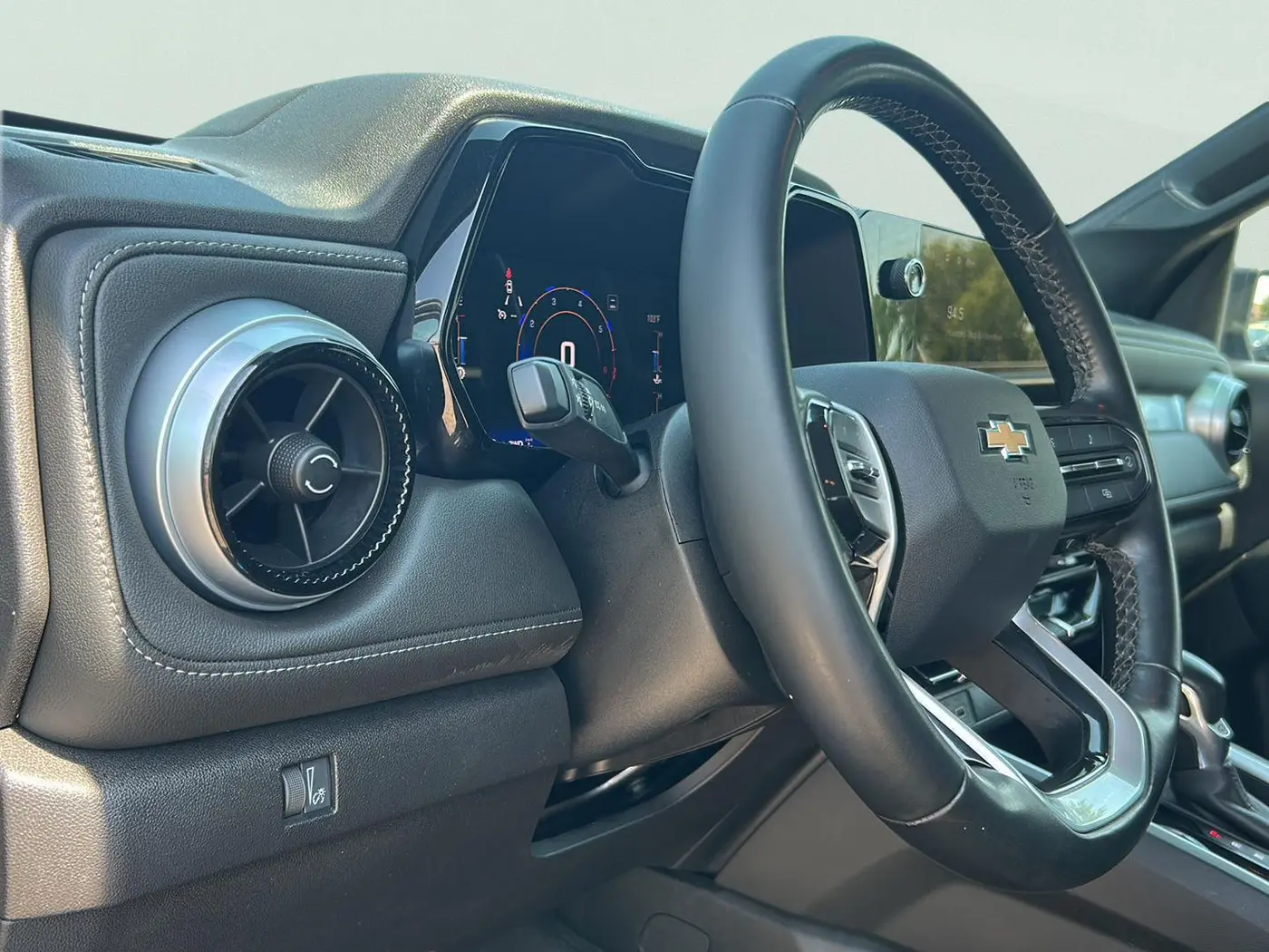 2023 Chevrolet Colorado - $33,115