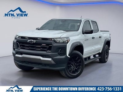 2024 Chevrolet Colorado 4X4 Trail Boss 4DR Crew Cab 5 FT. SB