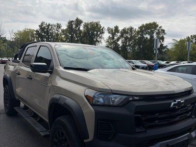 Photo of a 2023 Chevrolet Colorado 4X4 Trail Boss 4DR Crew Cab 5 FT. SB for sale