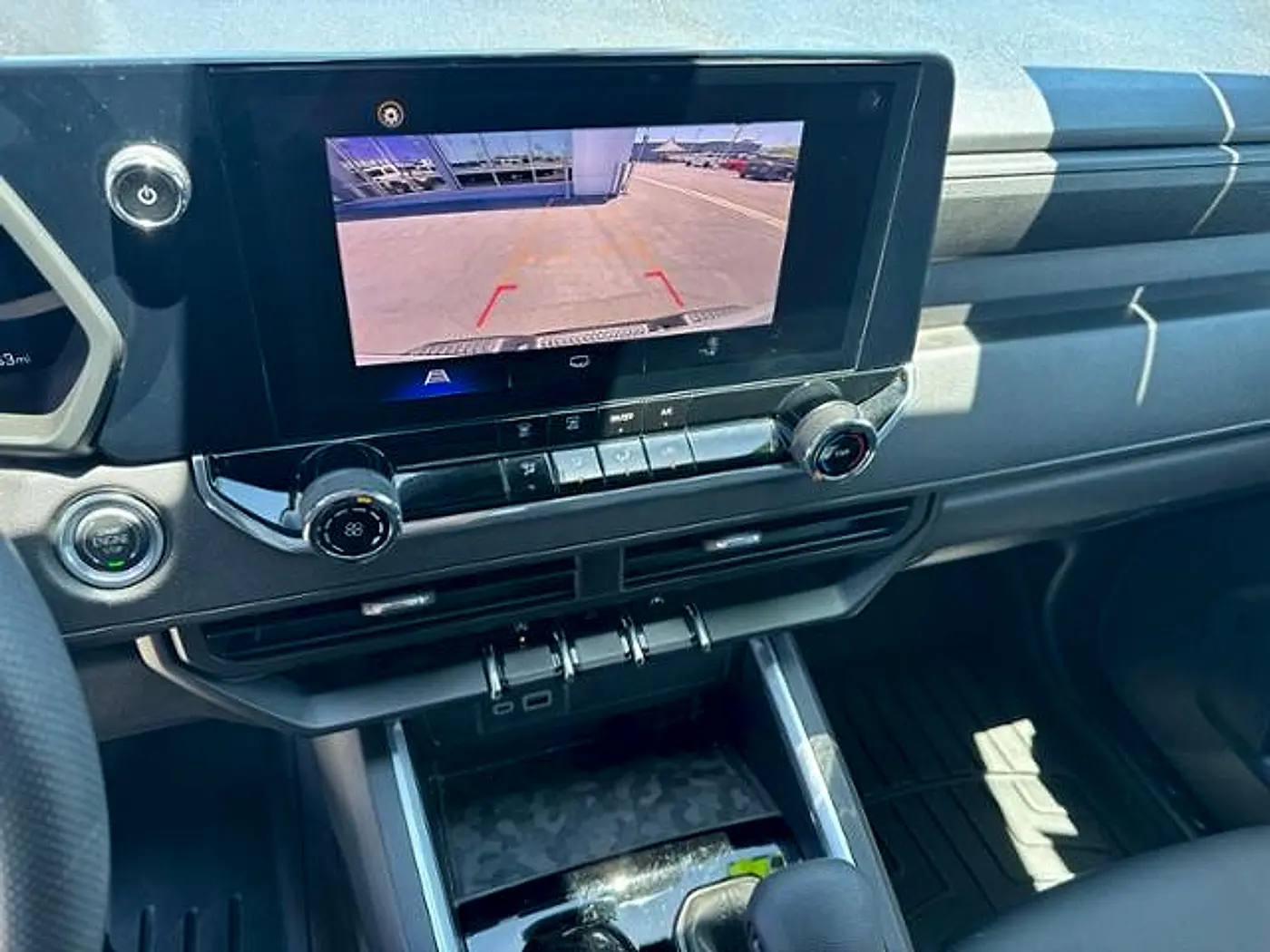 2024 Chevrolet Colorado - $37,990