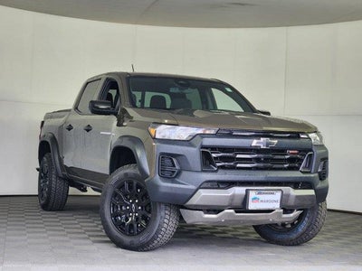 2023 Chevrolet Colorado 4X4 Trail Boss 4DR Crew Cab 5 FT. SB