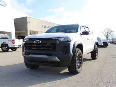 2024 Chevrolet Colorado 4X4 Trail Boss 4DR Crew Cab 5 FT. SB