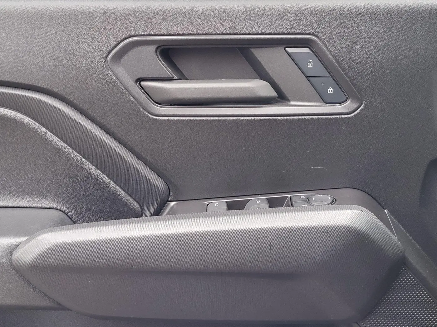 2024 Chevrolet Colorado - $39,999