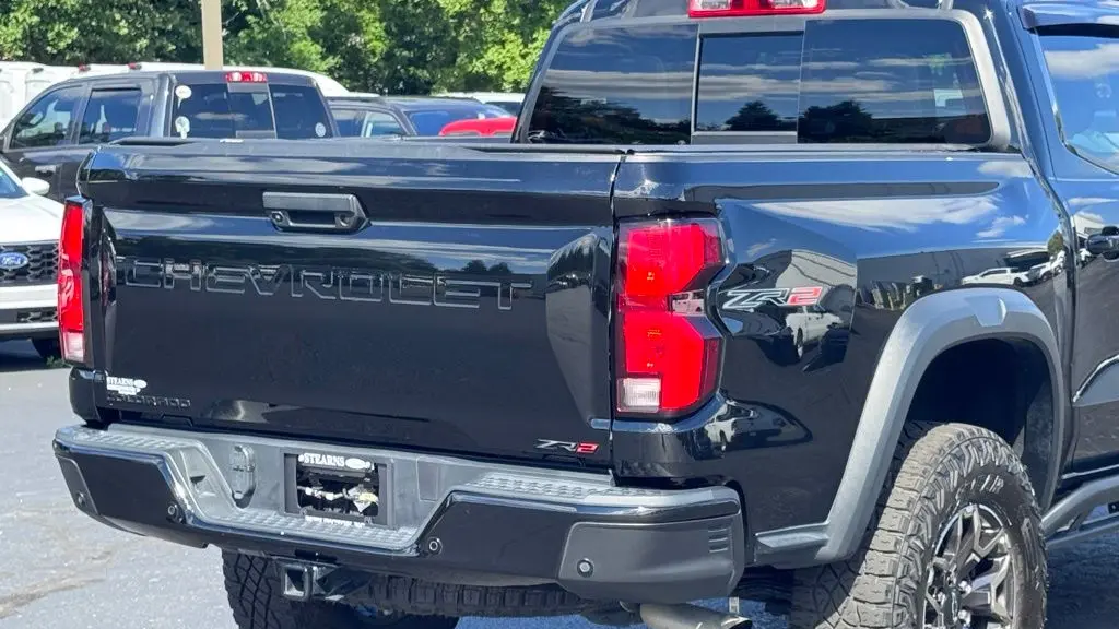 2024 Chevrolet Colorado ZR2