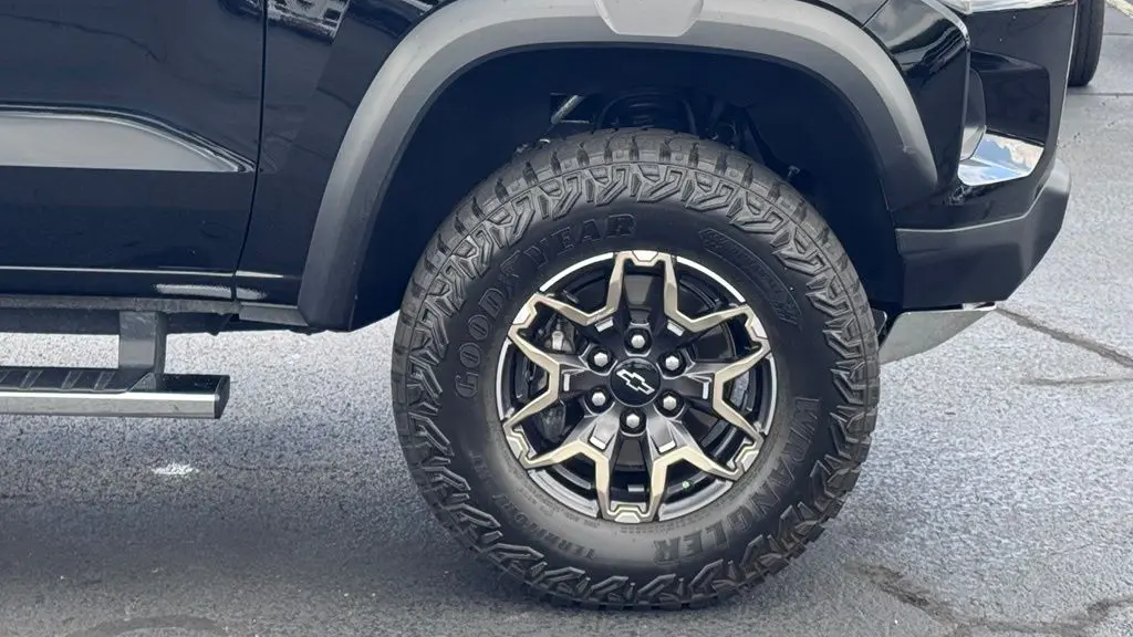 2024 Chevrolet Colorado ZR2