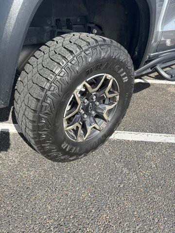 2024 Chevrolet Colorado ZR2 — photo 1 of 10