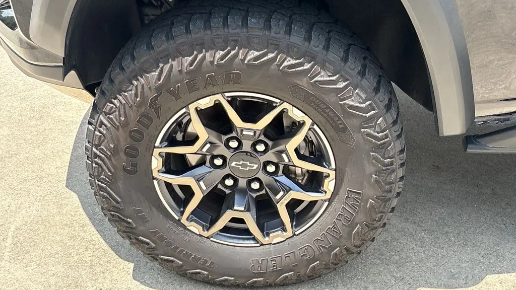 2024 Chevrolet Colorado ZR2