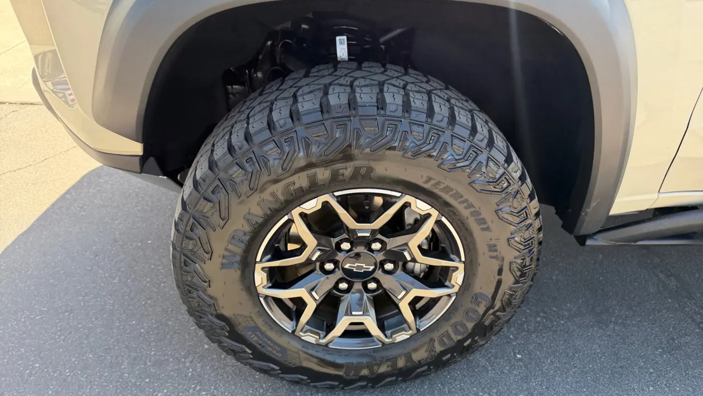 2024 Chevrolet Colorado ZR2