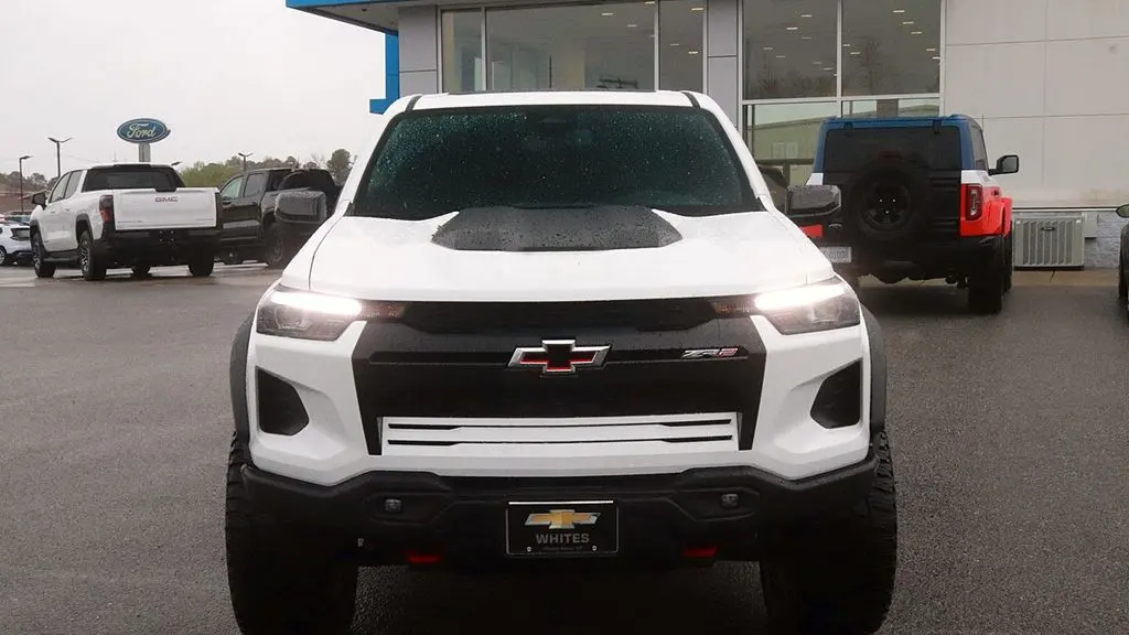 2024 Chevrolet Colorado ZR2