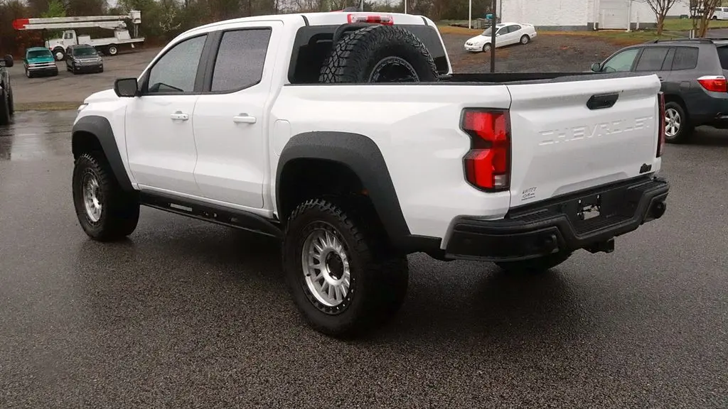 2024 Chevrolet Colorado ZR2