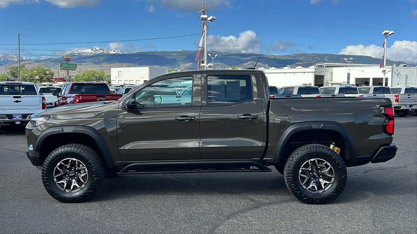 2025 Chevrolet Colorado ZR2