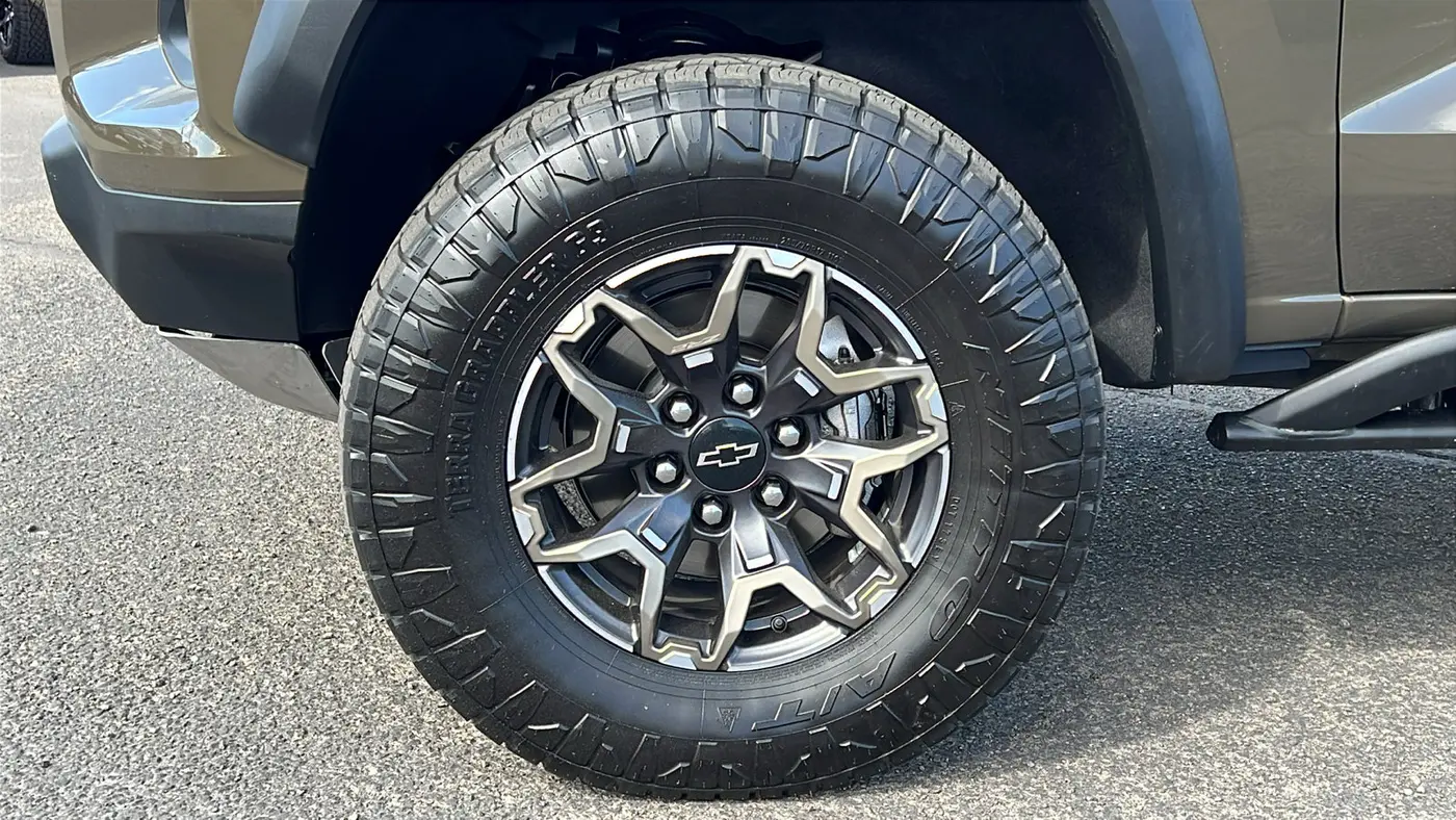 2025 Chevrolet Colorado ZR2