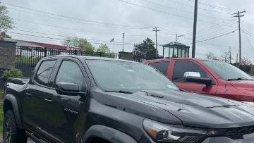 2025 Chevrolet Colorado ZR2