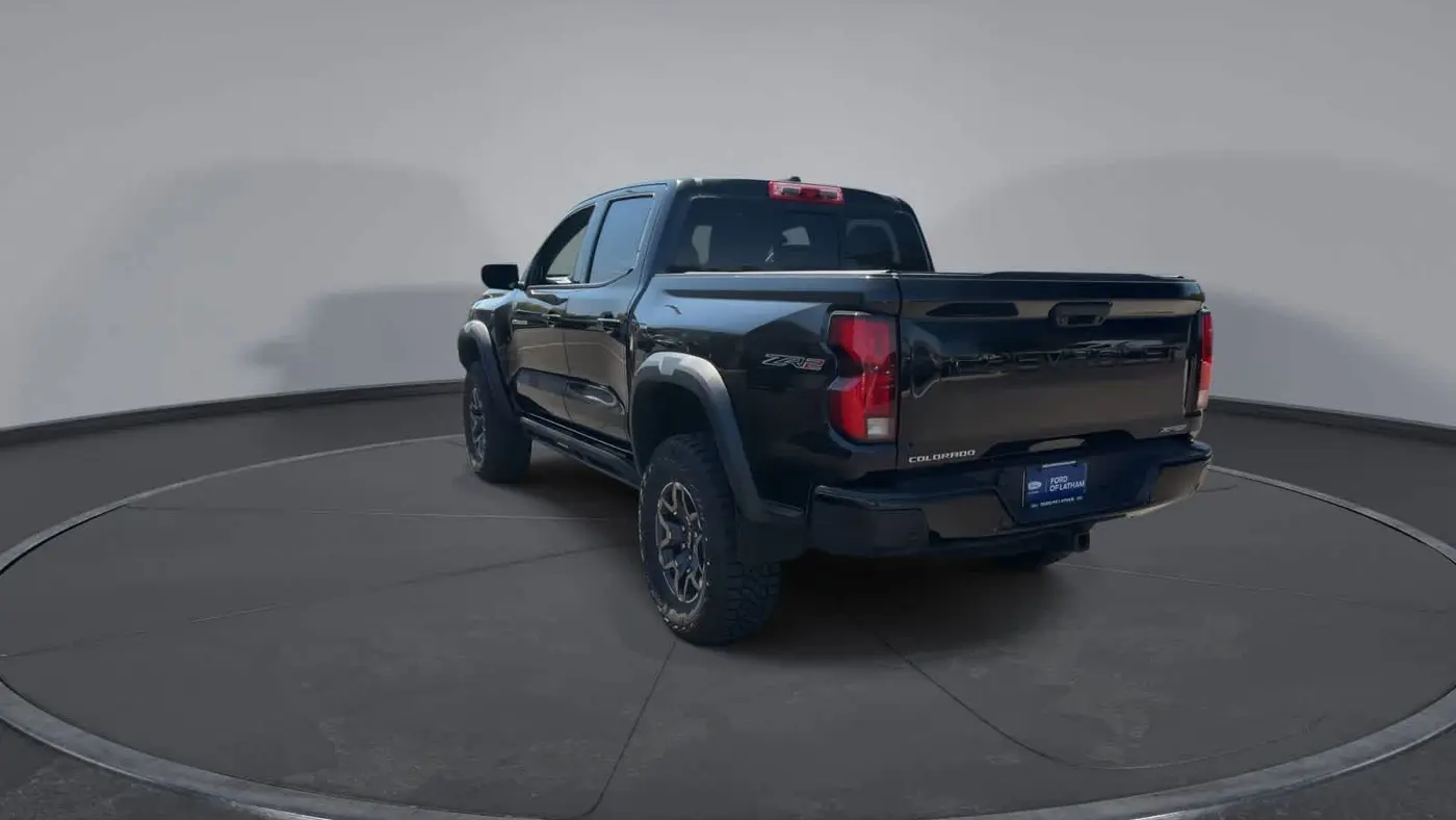 2025 Chevrolet Colorado ZR2