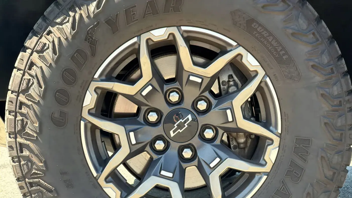 2025 Chevrolet Colorado ZR2