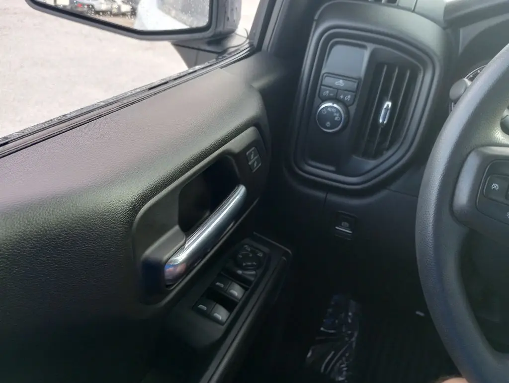 2022 Chevrolet Silverado Ltd - $24,832