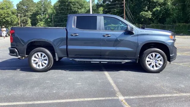 2021 Chevrolet Silverado 1500 Custom