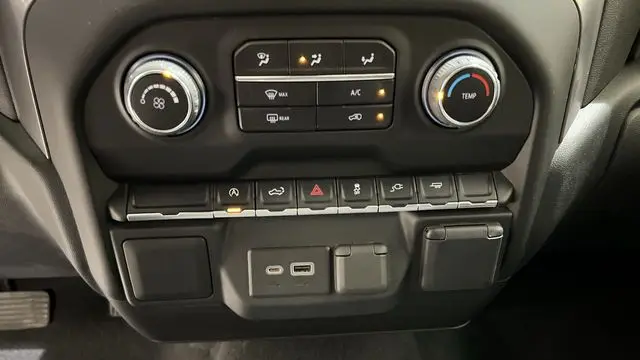 2022 Chevrolet Silverado 1500 Limited Custom