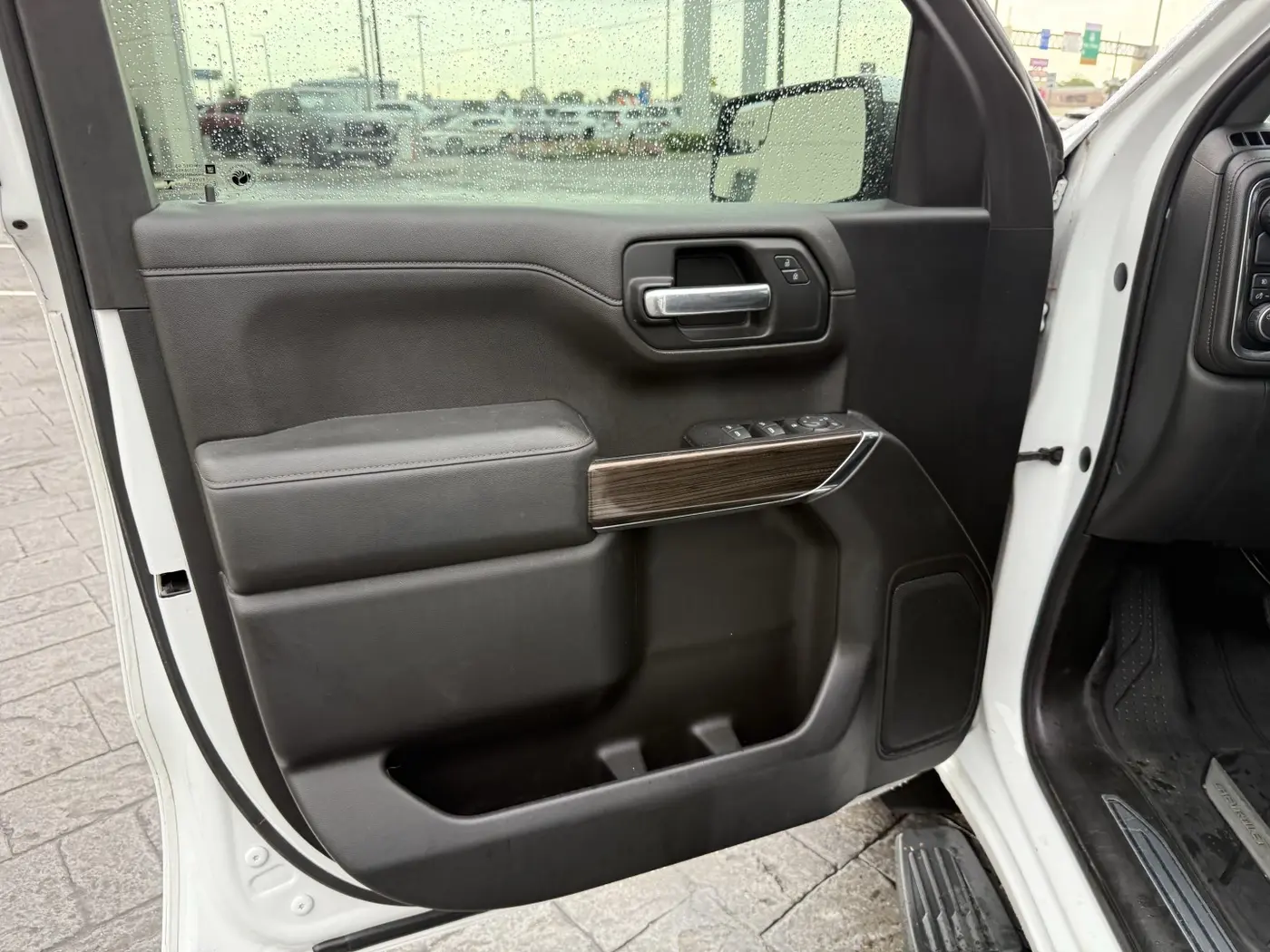 2019 Chevrolet Silverado - $21,895