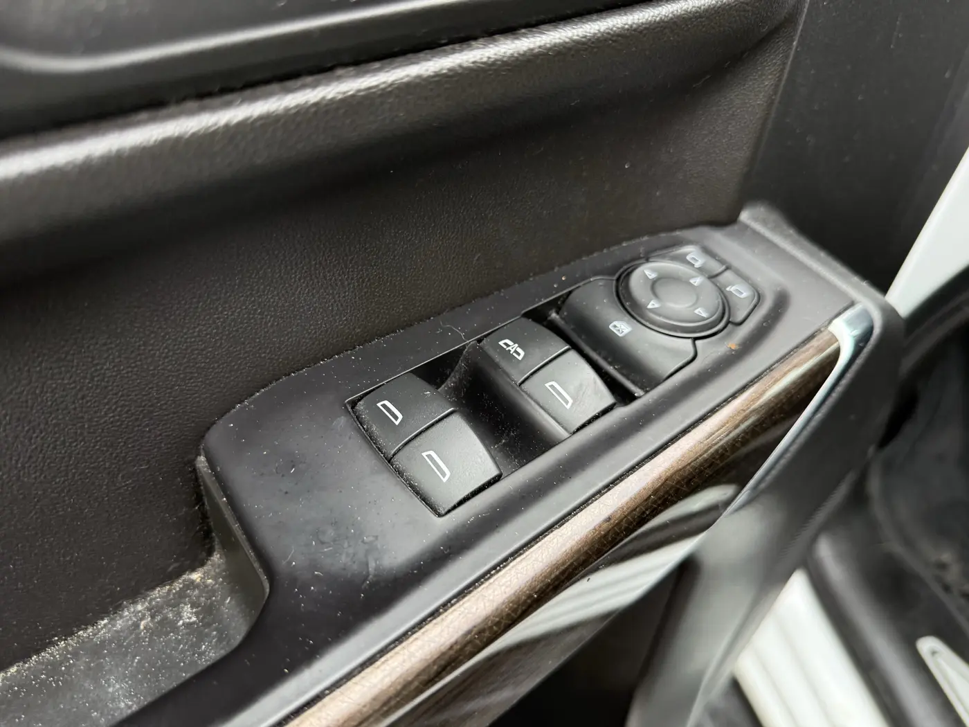 2019 Chevrolet Silverado - $21,895