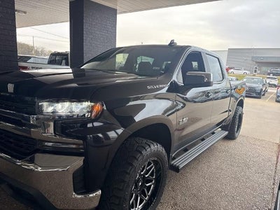 2019 Chevrolet Silverado 1500 4X2 LT 4DR Crew Cab 5.8 FT. SB