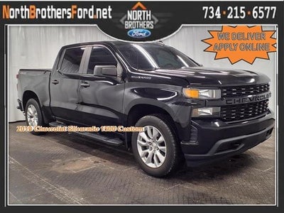 2019 Chevrolet Silverado 1500 4X4 Custom 4DR Crew Cab 5.8 FT. SB