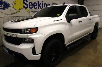 2021 Chevrolet Silverado 1500 4X4 Custom 4DR Crew Cab 5.8 FT. SB