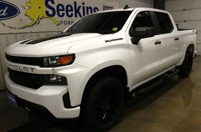 2021 Chevrolet Silverado 1500 4X4 Custom 4DR Crew Cab 5.8 FT. SB