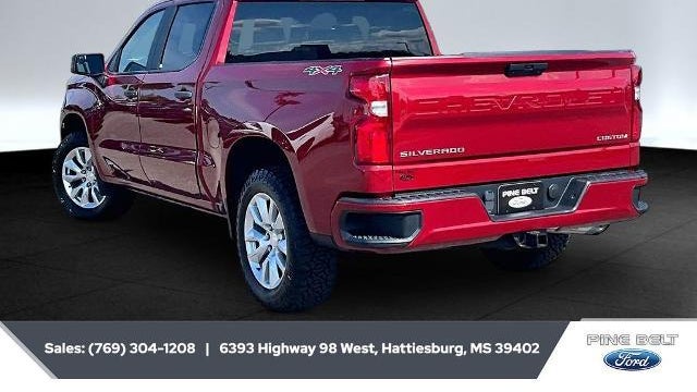 2020 Chevrolet Silverado 1500 Custom