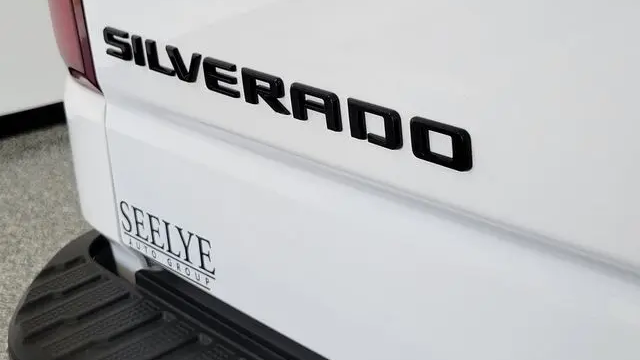 2021 Chevrolet Silverado 1500 Custom Trail Boss