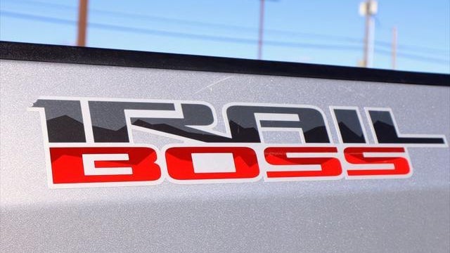 2021 Chevrolet Silverado 1500 Custom Trail Boss