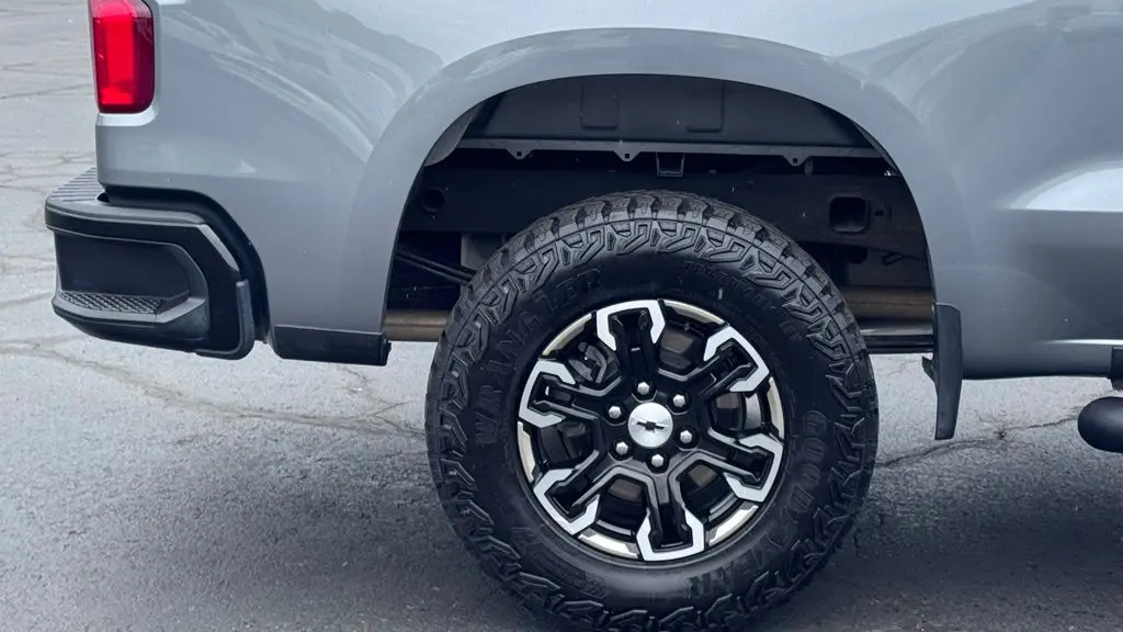 2021 Chevrolet Silverado 1500 Custom Trail Boss