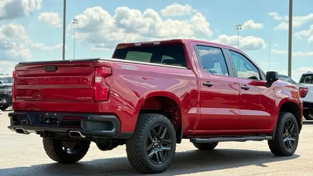 2021 Chevrolet Silverado 1500 Custom Trail Boss