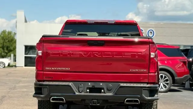 2021 Chevrolet Silverado 1500 Custom Trail Boss