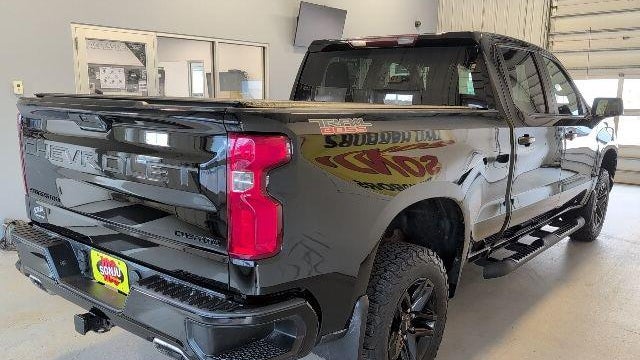 2021 Chevrolet Silverado 1500 Custom Trail Boss