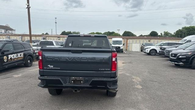 2021 Chevrolet Silverado 1500 Custom Trail Boss