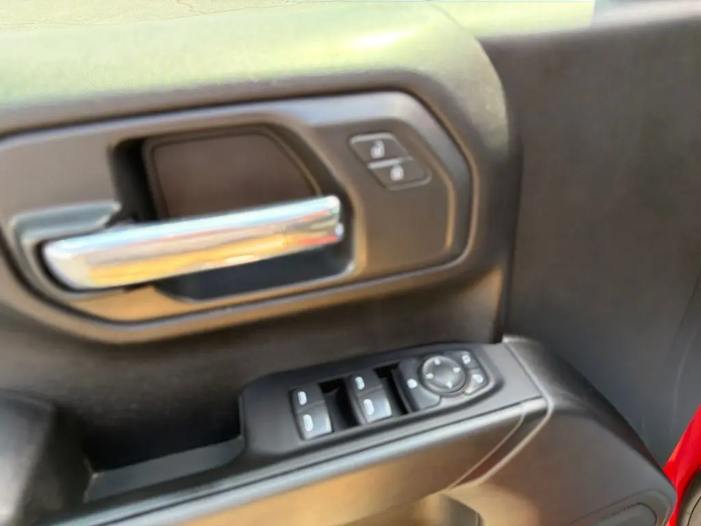 2022 Chevrolet Silverado Ltd - $27,893