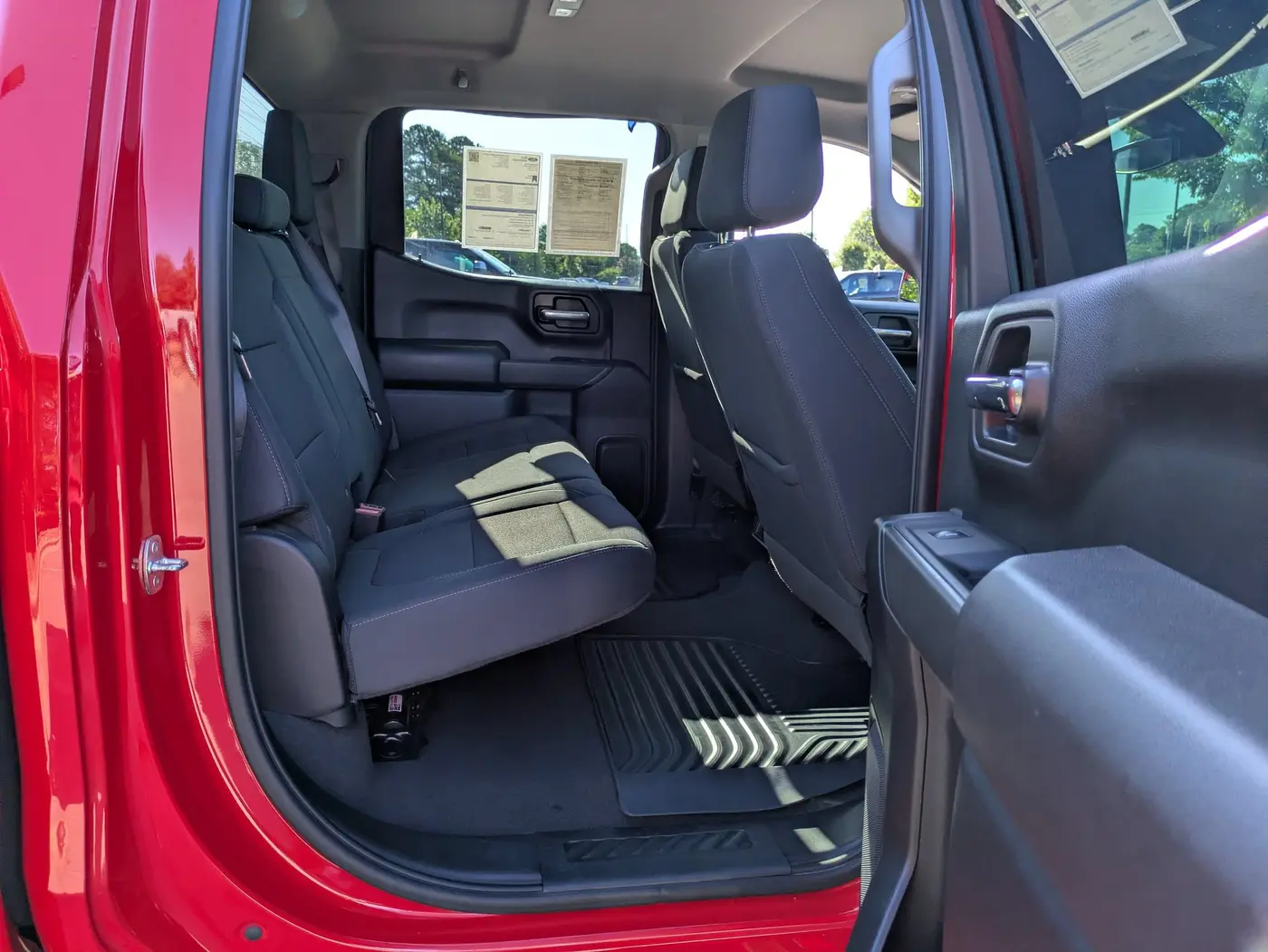 2022 Chevrolet Silverado Ltd - $33,111