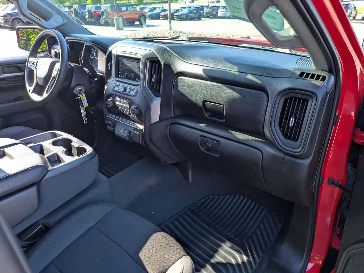 2022 Chevrolet Silverado Ltd - $33,111