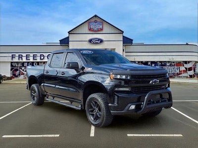 2019 Chevrolet Silverado 1500 4X4 LT Trail Boss 4DR Crew Cab 5.8 FT. SB