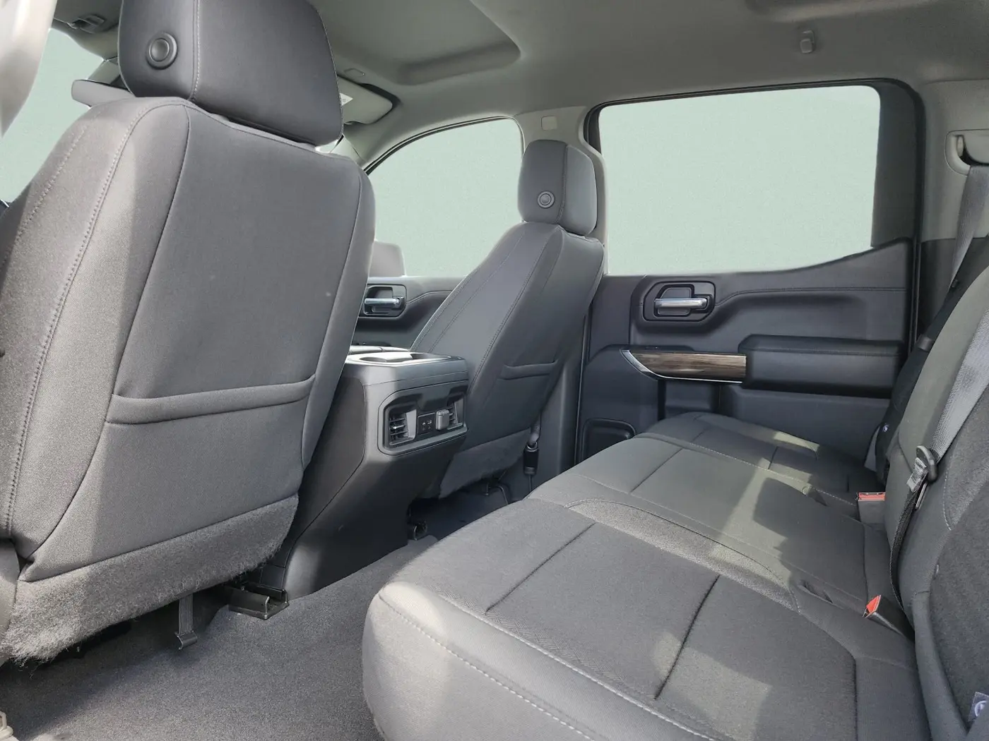 2022 Chevrolet Silverado Ltd - $39,890