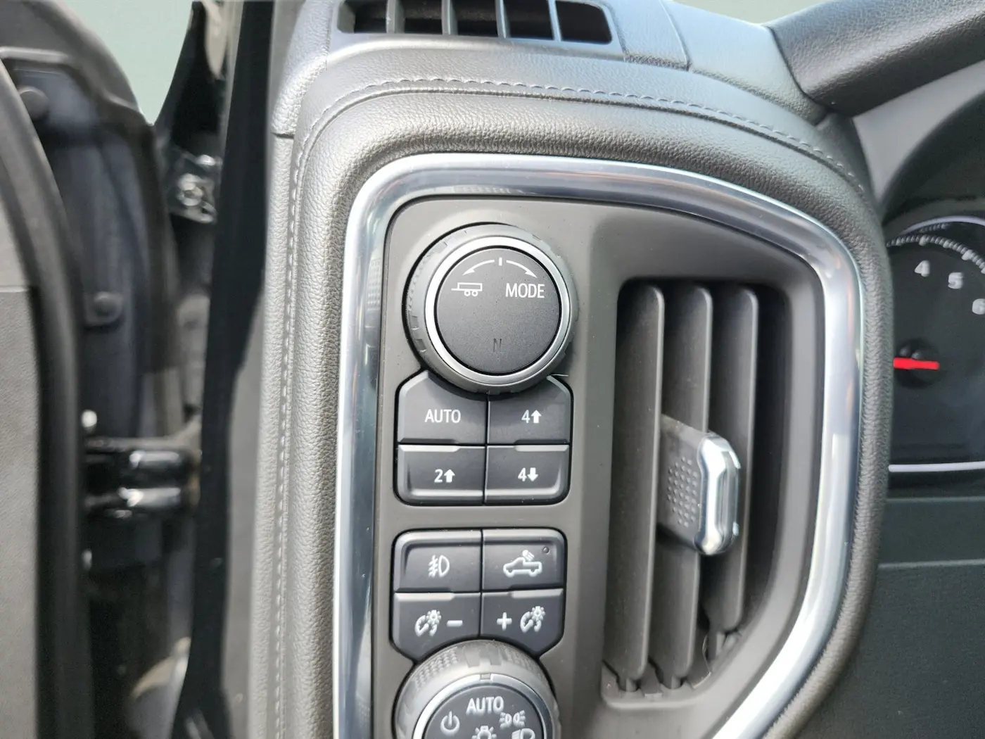 2022 Chevrolet Silverado Ltd - $39,890
