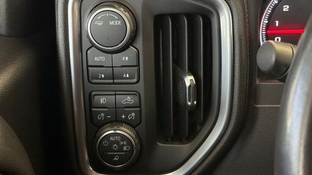 2022 Chevrolet Silverado 1500 Limited LT Trail Boss