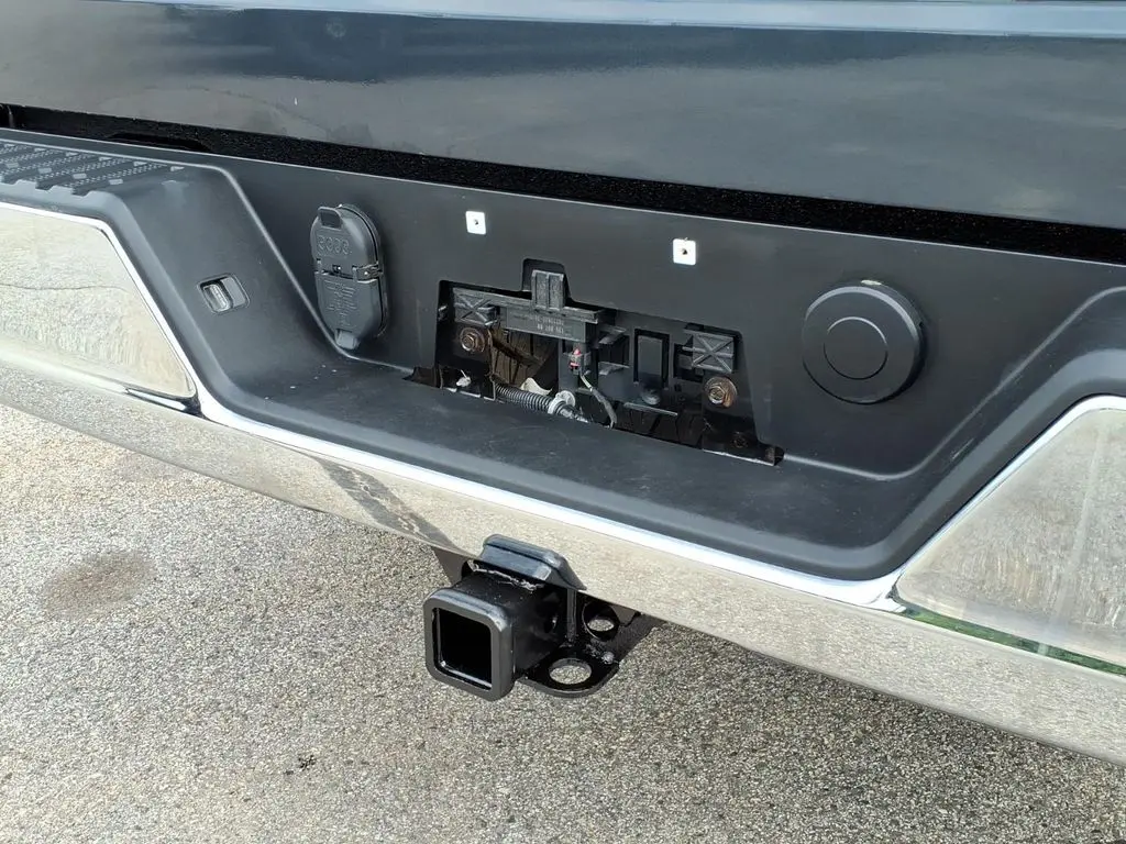 2021 Chevrolet Silverado - $27,500