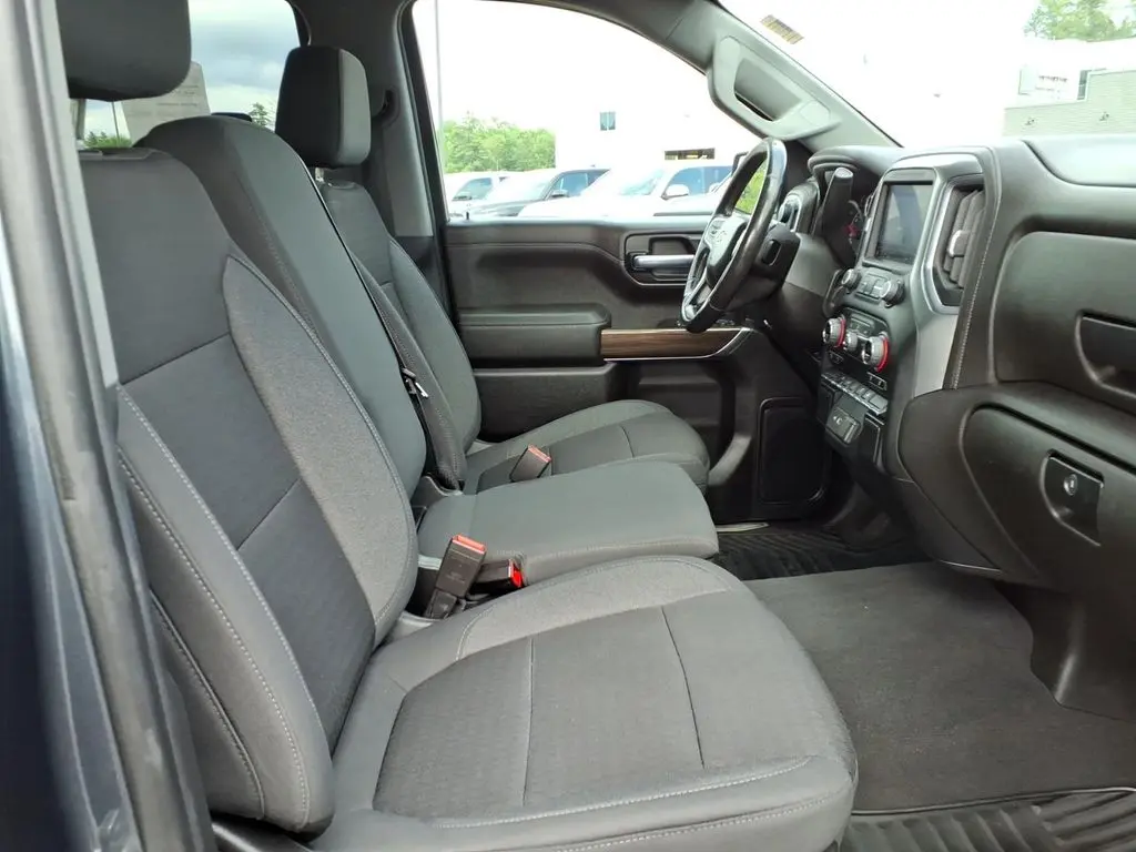 2021 Chevrolet Silverado - $27,500